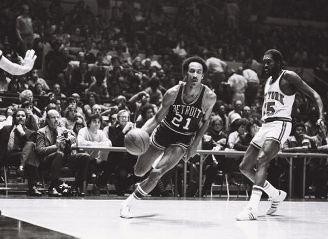 他能够防守 他能够防守