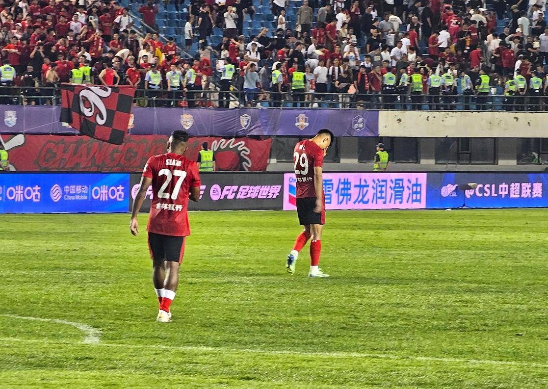 让我们把目 让我们把目