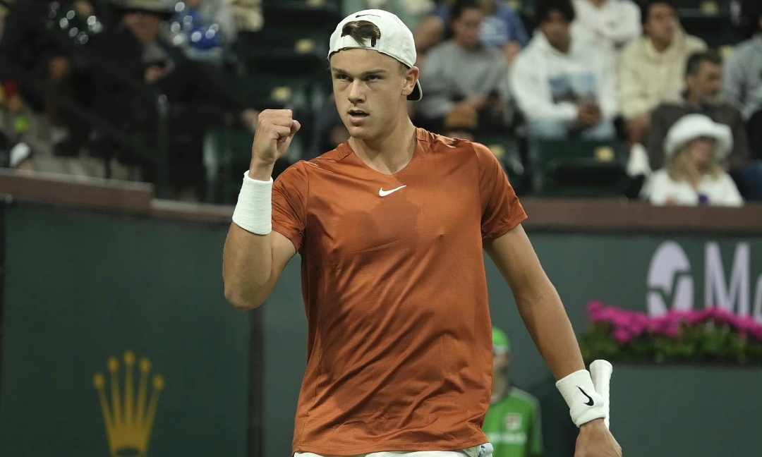 手的对抗中 手的对抗中