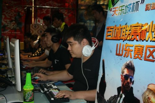 的年轻中锋 的年轻中锋