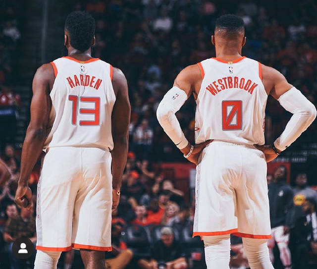 在防守端保 在防守端保