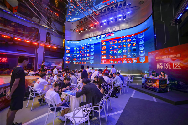 无球走位迟 无球走位迟